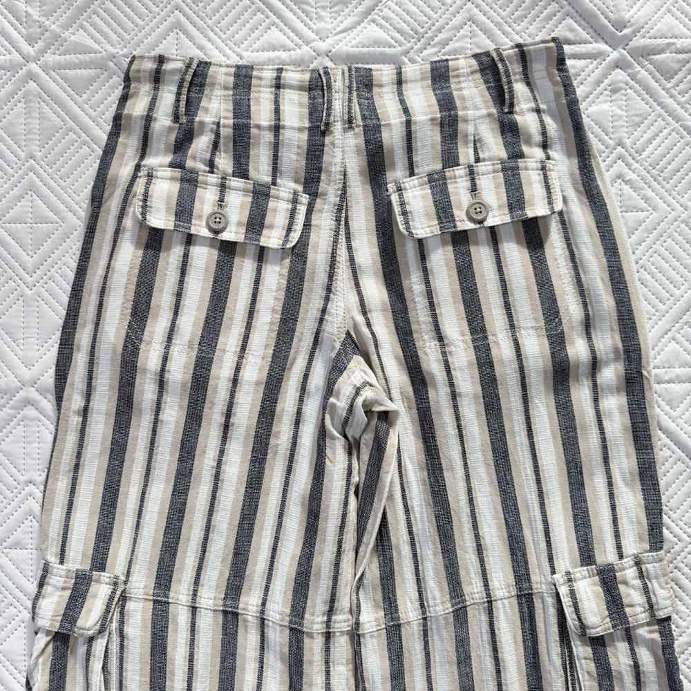 Anthropologie Pilcro Beach Cargo Pants in a striped linen blend Size 26 - Picture 4 of 12
